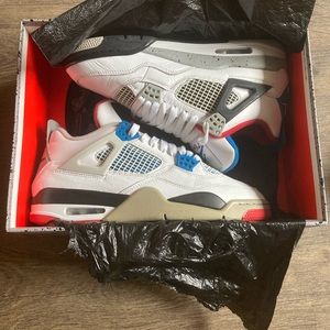 ‼️SOLD‼️Jordan retro 4 SE ‘What The’